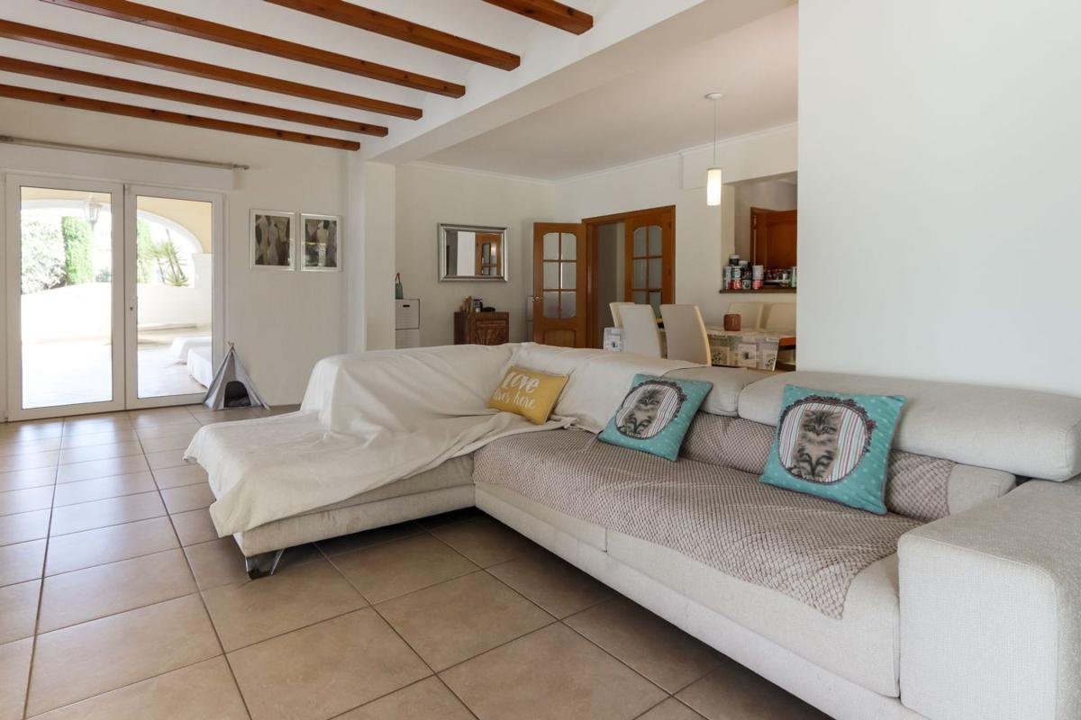 Properties for sale and rent in Spain photo 5