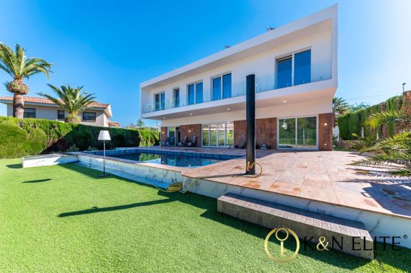 Casa o chalet independiente en Calle las Palmas, Petrer thumbnail 3