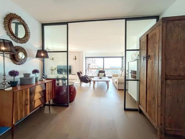 Sale of flat in Piso en Avenida del Doctor Gadea, Ensanche-Diputación, Alicante / Alacant, Alicante
thumbnail 2