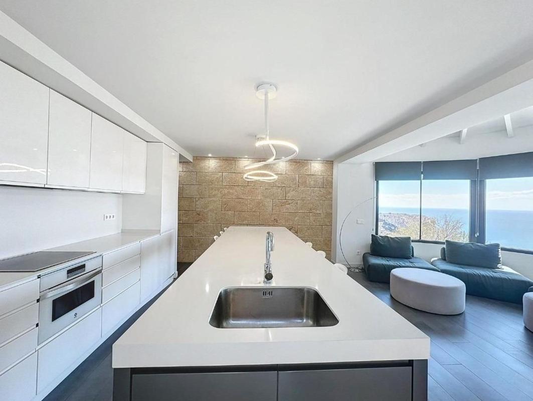 Properties for sale and rent in Spain photo 5