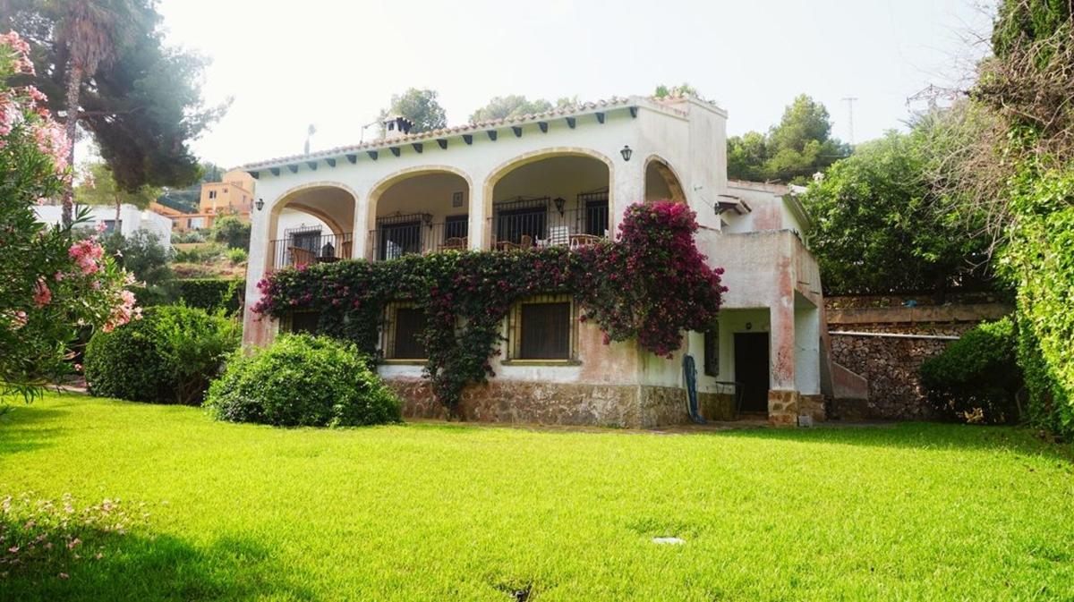 Properties for sale and rent in Spain photo 2