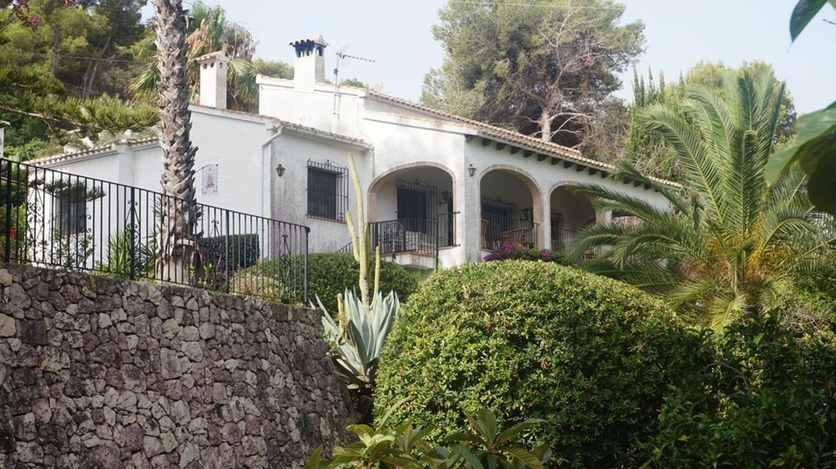 Properties for sale and rent in Spain photo 3