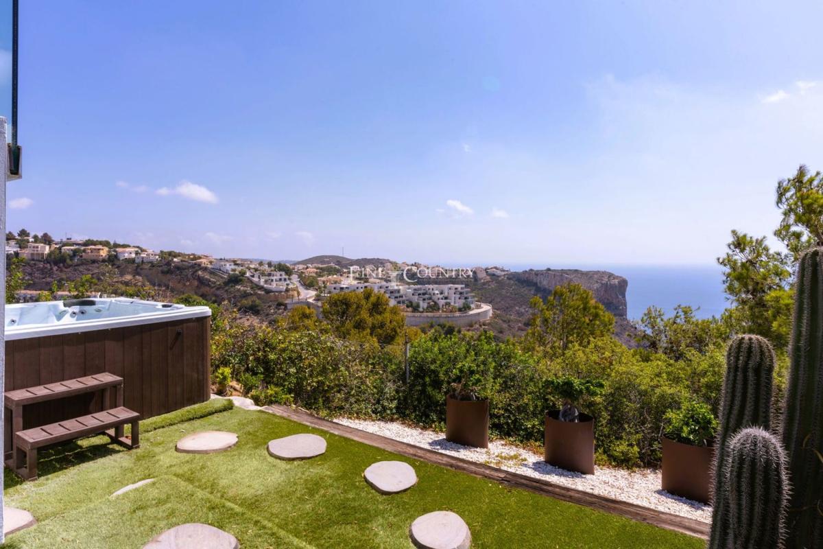 Properties for sale and rent in Spain photo 3
