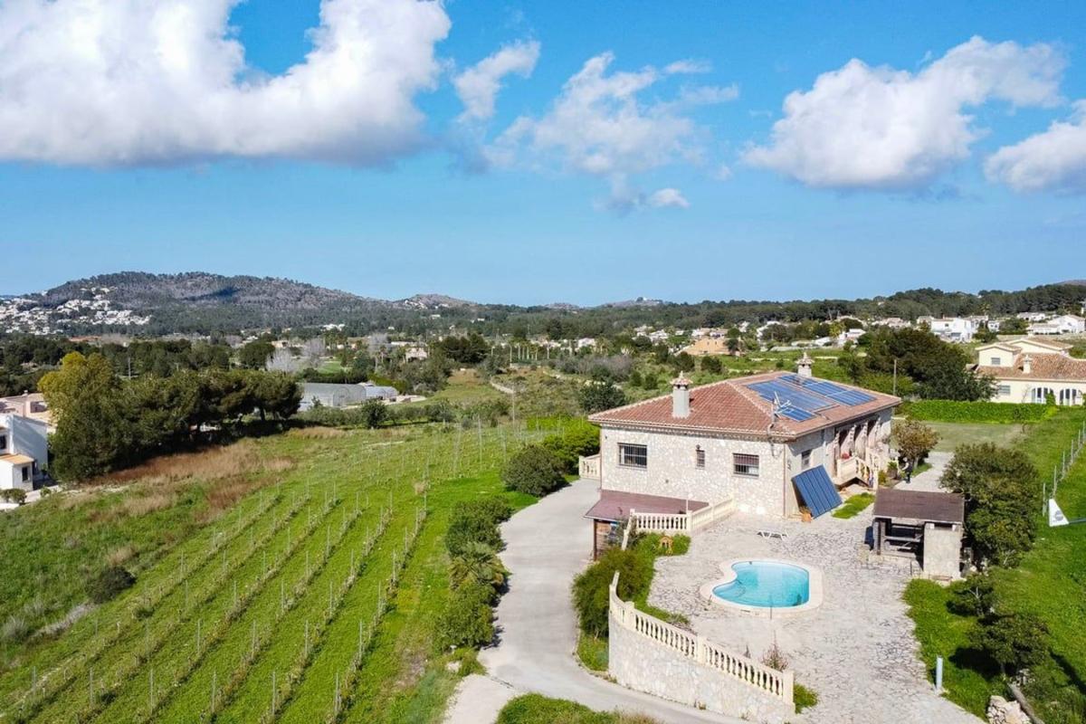 Properties for sale and rent in Spain photo 2