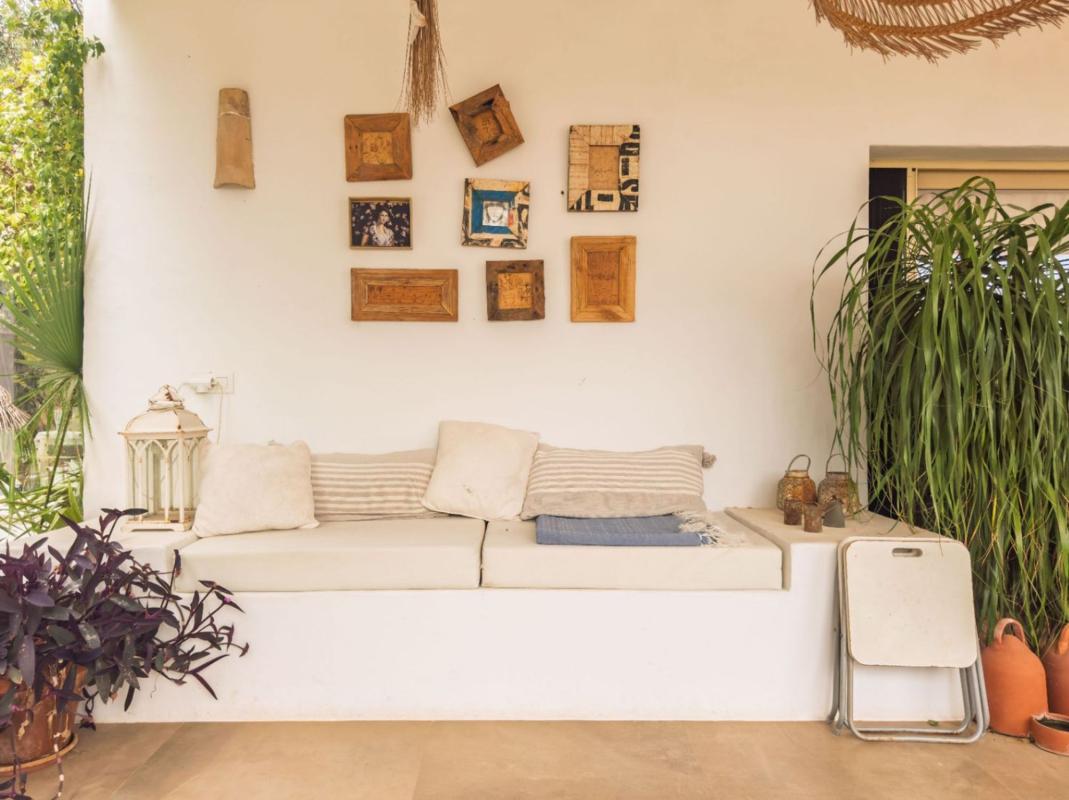 Properties for sale and rent in Spain photo 2