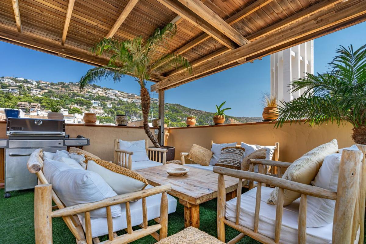 Properties for sale and rent in Spain photo 5