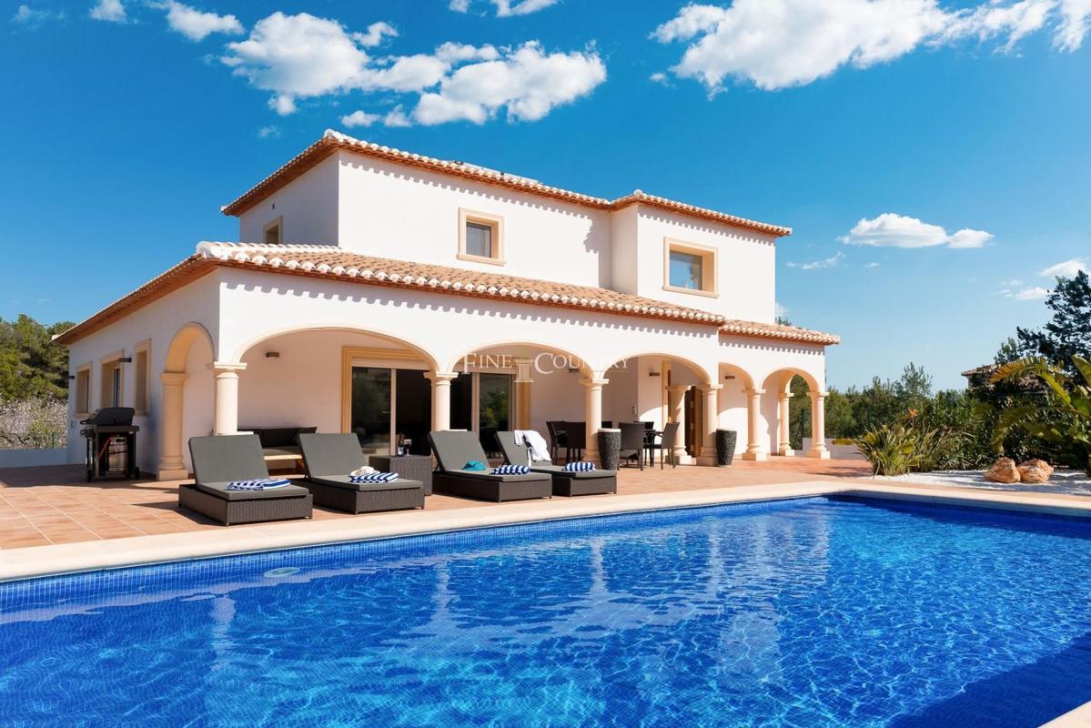 Properties for sale and rent in Spain photo 1