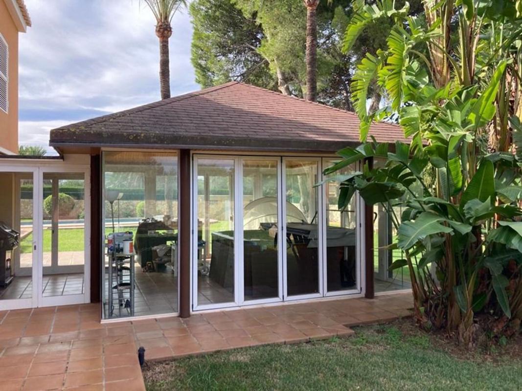 Sale of independent chalet in Casa o chalet en Centro Urbano, Denia, Denia
photo 5