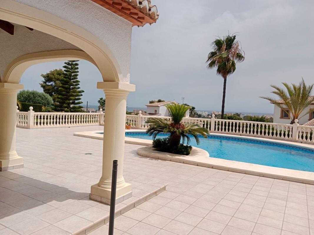 Properties for sale and rent in Spain photo 2