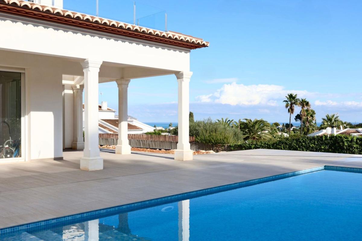 Properties for sale and rent in Spain photo 2