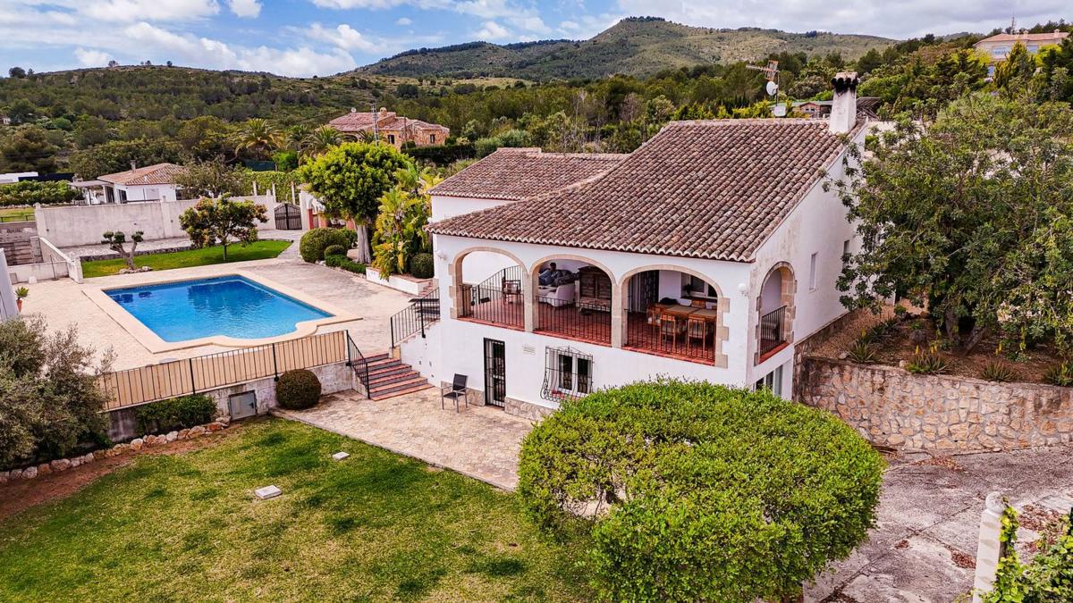 Properties for sale and rent in Spain photo 5