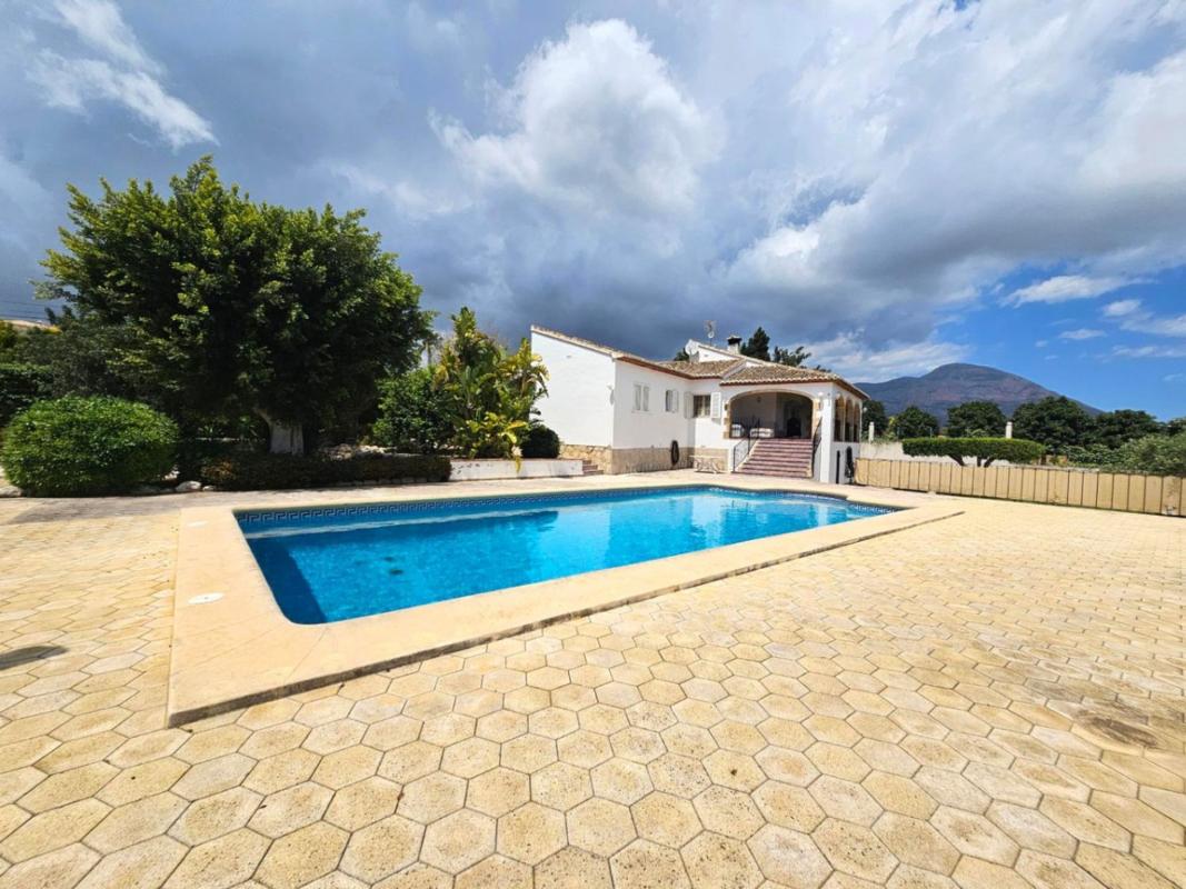Sprzedaż niezależnego domku jednorodzinnego w Casa o chalet en La Lluca - La Tarraula, Jávea/Xàbia, Jávea/Xàbia photo 1