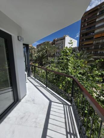 Sale of flat in Piso en Avenida General Marvá, Ensanche-Diputación, Alicante / Alacant, Alicante
 photo 4