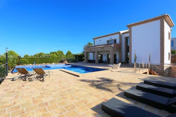 Chalet independiente en venta en Casa o chalet en Barrio Piver, Jávea/Xàbia, Jávea/Xàbia
thumbnail 2