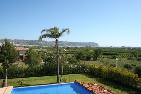 Частный шале на продаже в  Casa o chalet en Sol de Este - Puerta Fenicia, Jávea/Xàbia, Хавья/Хабия photo 2