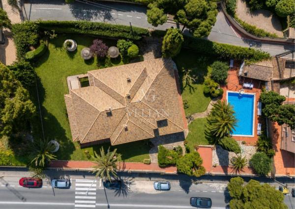 Casa o chalet independiente en Avenida Albufereta, Vistahermosa, Alicante / Alacant photo 1