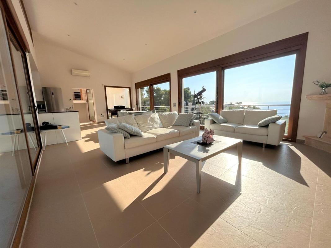 Properties for sale and rent in Spain photo 5
