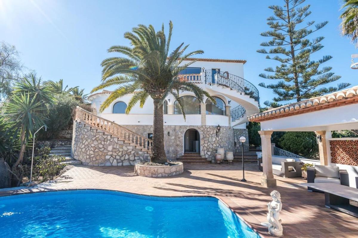 Properties for sale and rent in Spain photo 2