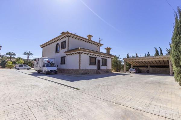 Independent chalet for sale in Casa o chalet en La Galia-Bonavista, Elche / Elx, Elche / Elx
photo 1