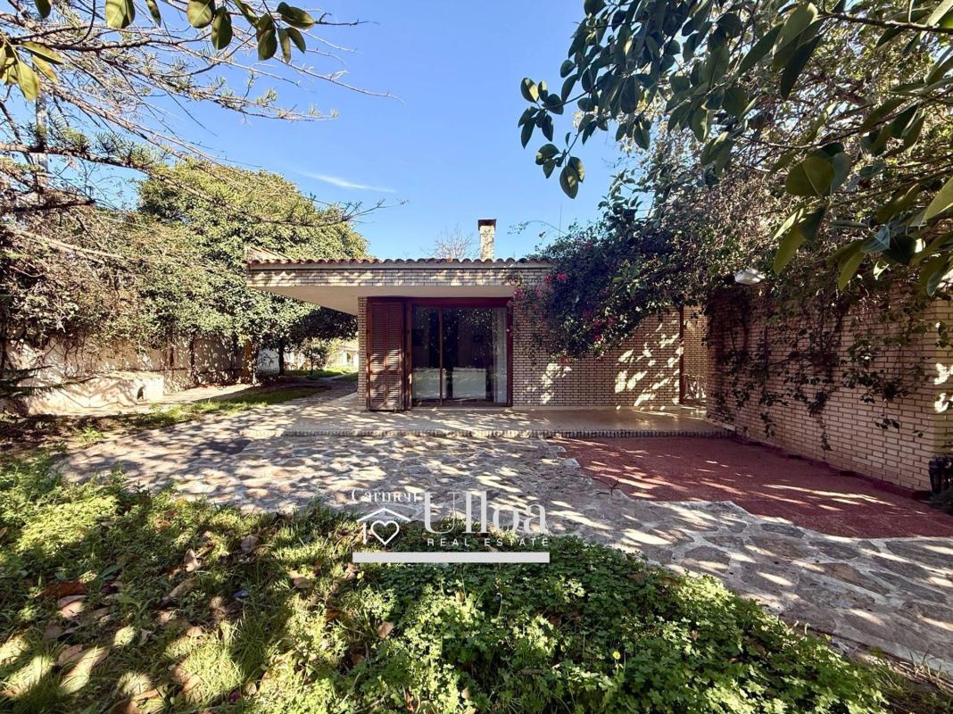 Properties for sale and rent in Spain photo 1
