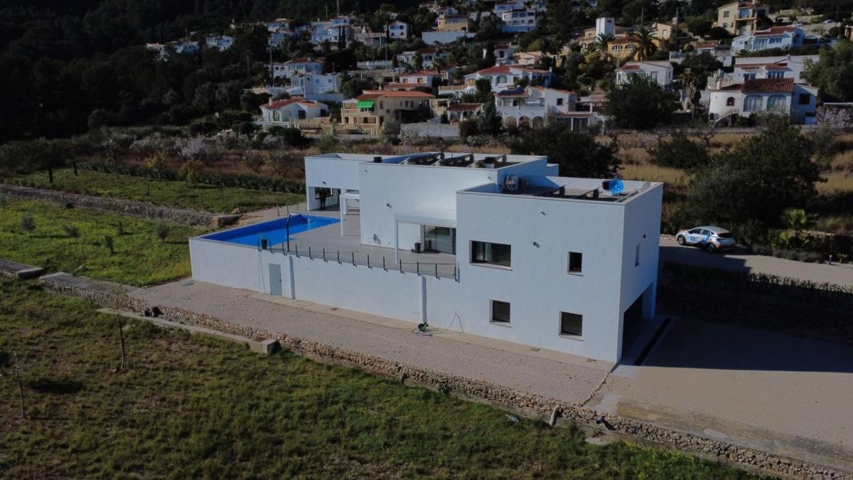 Propiedades en venta y alquiler en España photo 2