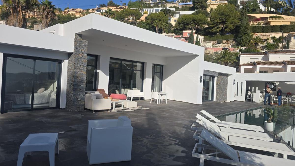 Properties for sale and rent in Spain photo 1