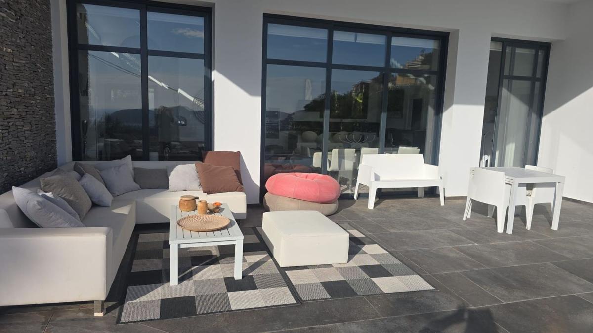 Properties for sale and rent in Spain photo 5
