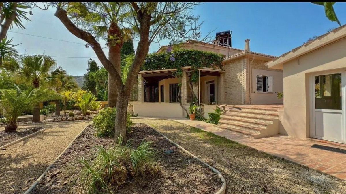 Sale of independent chalet in Casa o chalet en Vistahermosa, Alicante / Alacant, Alicante
photo 3