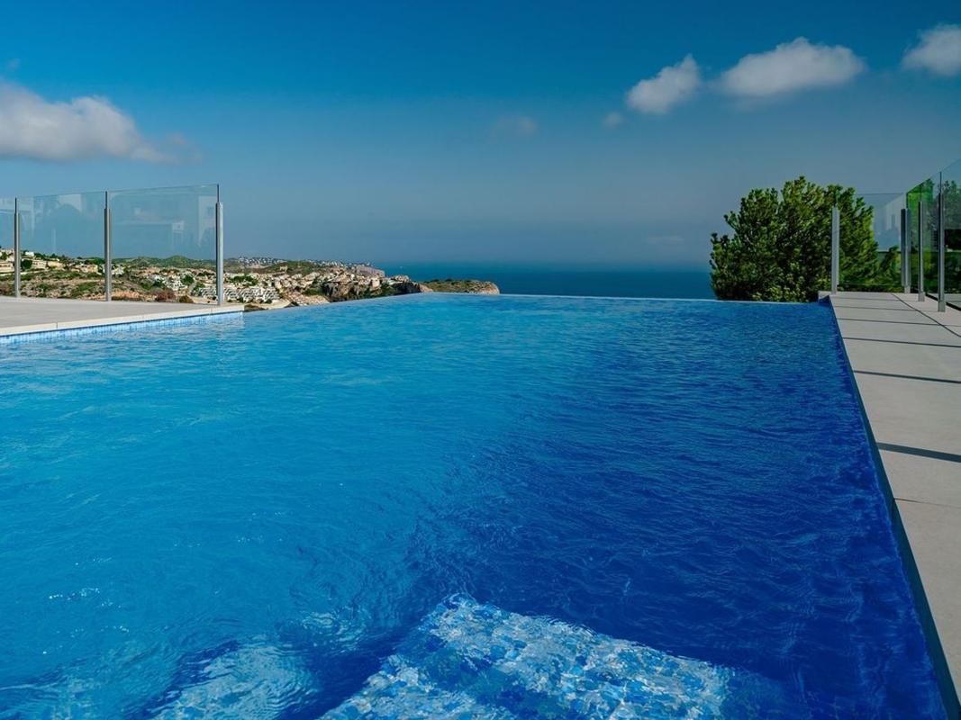 Properties for sale and rent in Spain photo 2