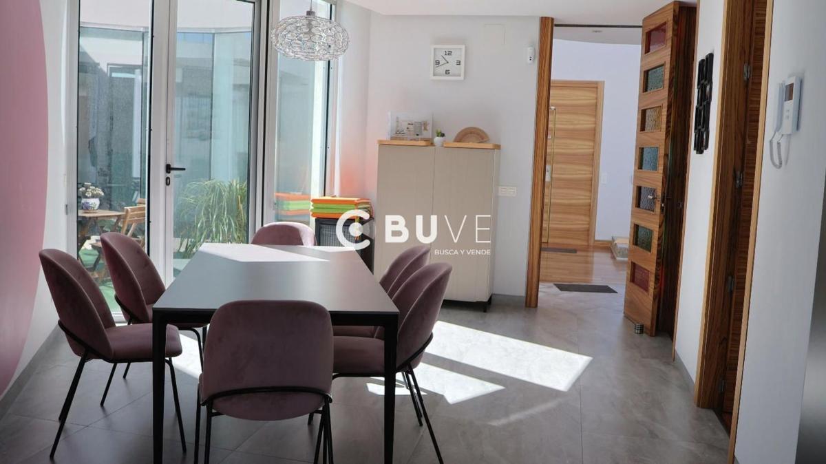 Properties for sale and rent in Spain photo 1