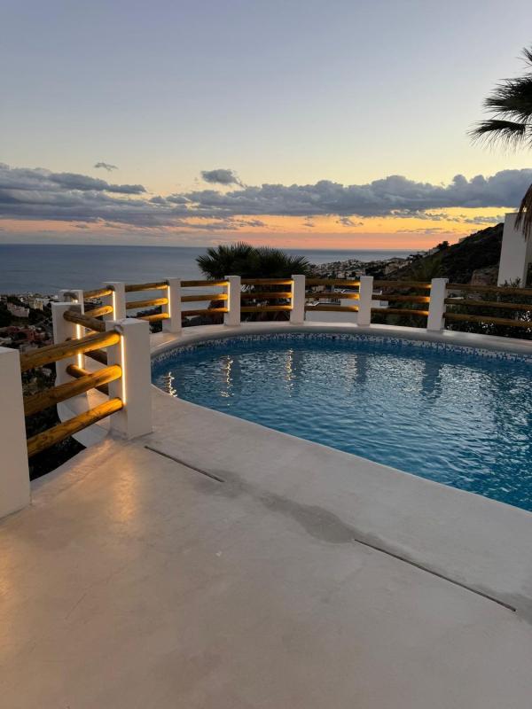 Properties for sale and rent in Spain photo 4