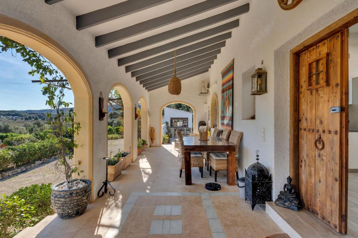Properties for sale and rent in Spain photo 4