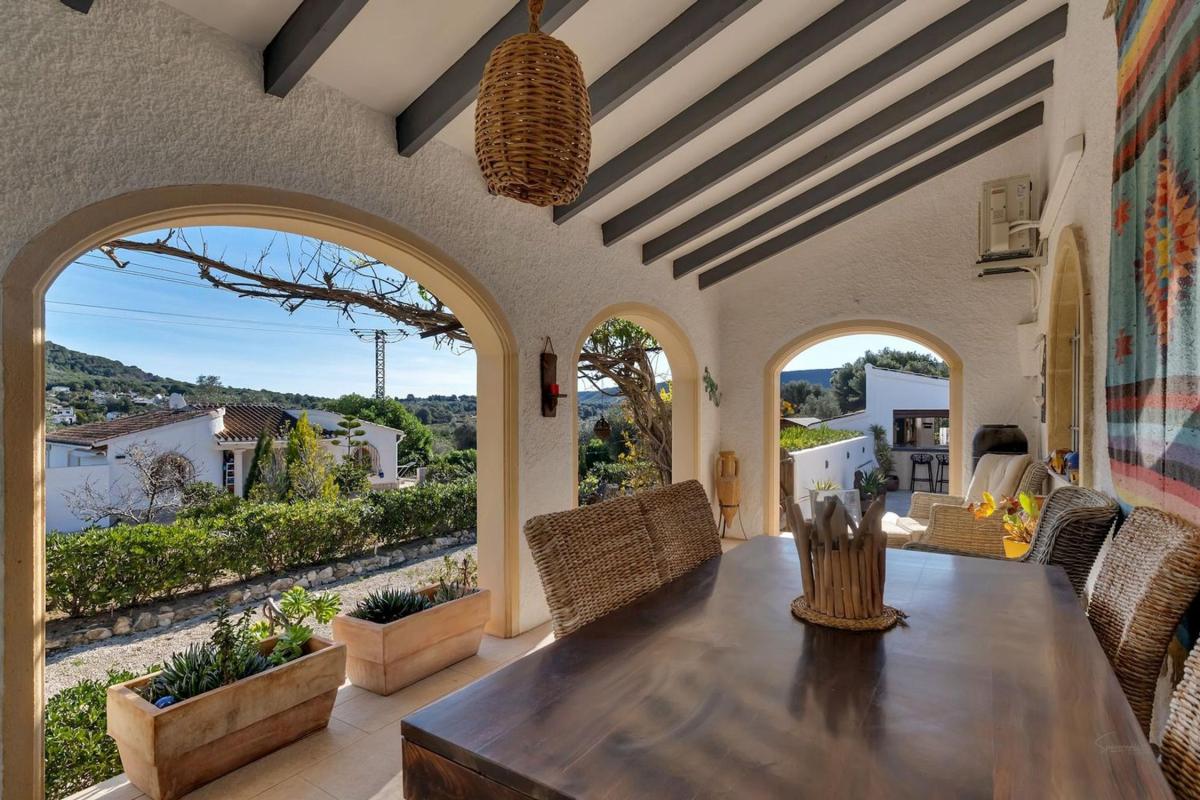 Properties for sale and rent in Spain photo 5