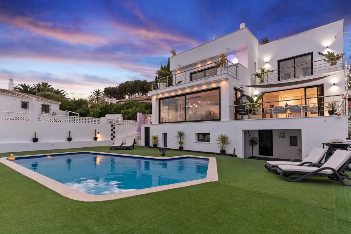 Properties for sale and rent in Spain photo 1