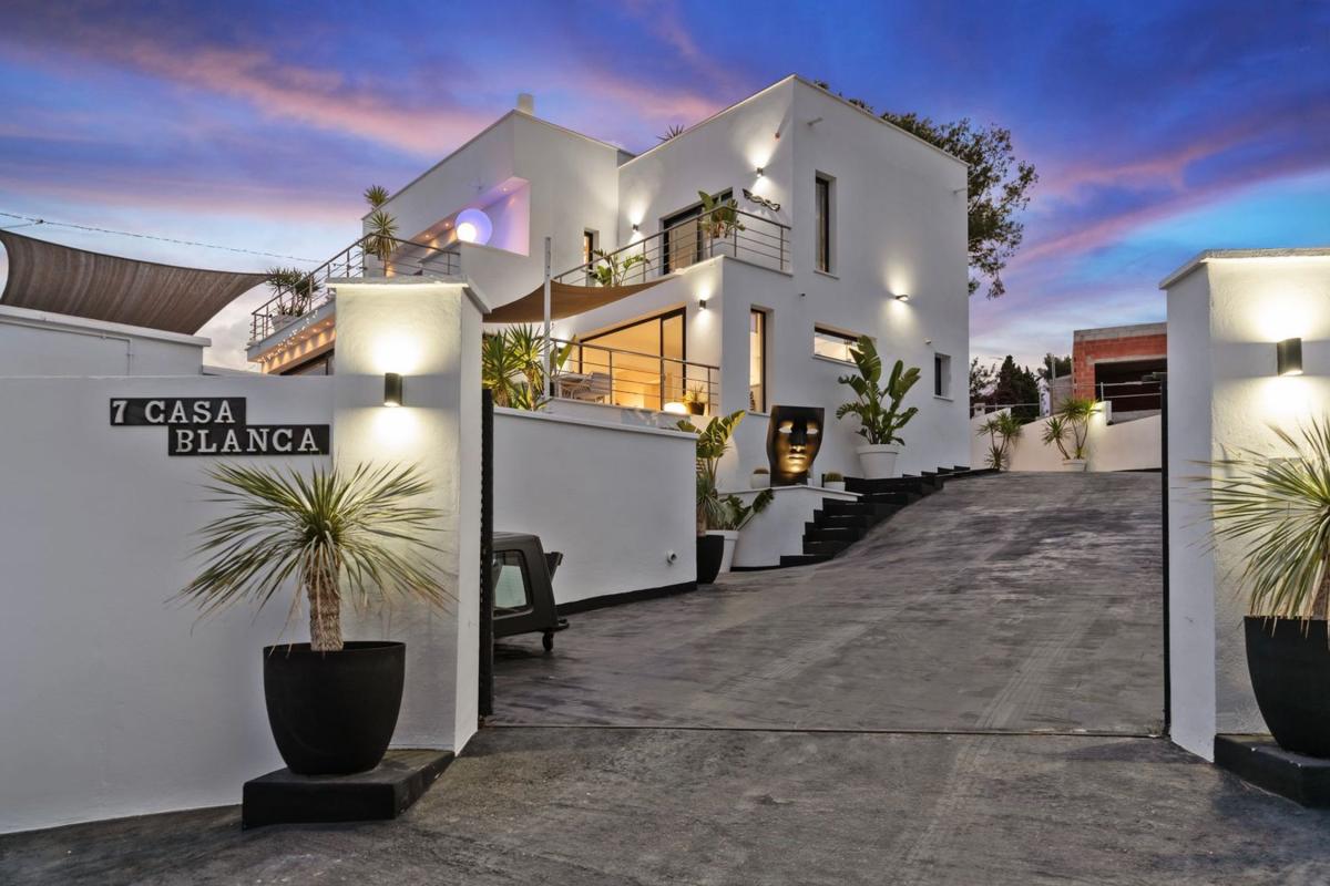 Properties for sale and rent in Spain photo 4