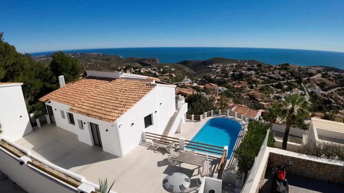 Properties for sale and rent in Spain photo 3