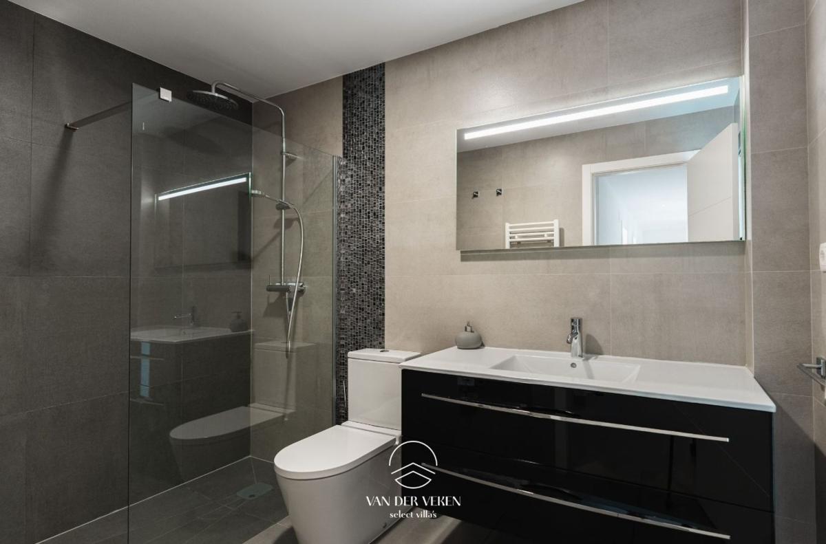 Properties for sale and rent in Spain photo 5