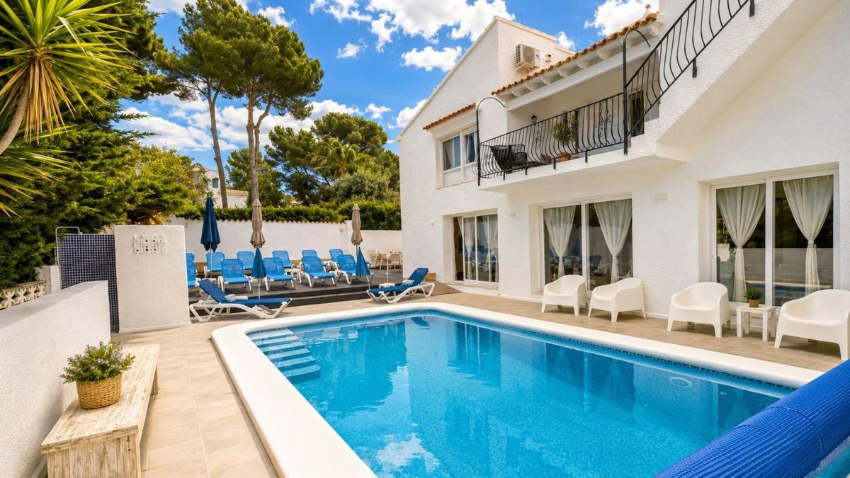 Properties for sale and rent in Spain photo 3