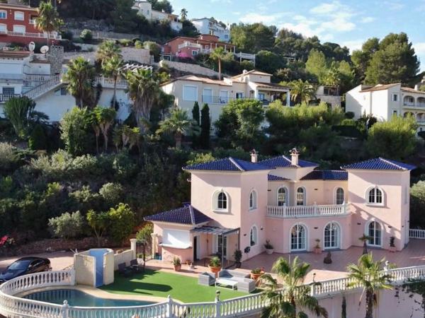 Casa o chalet independiente en Avenida de la Marina Alta, 72, La Sella, Pedreguer thumbnail 2