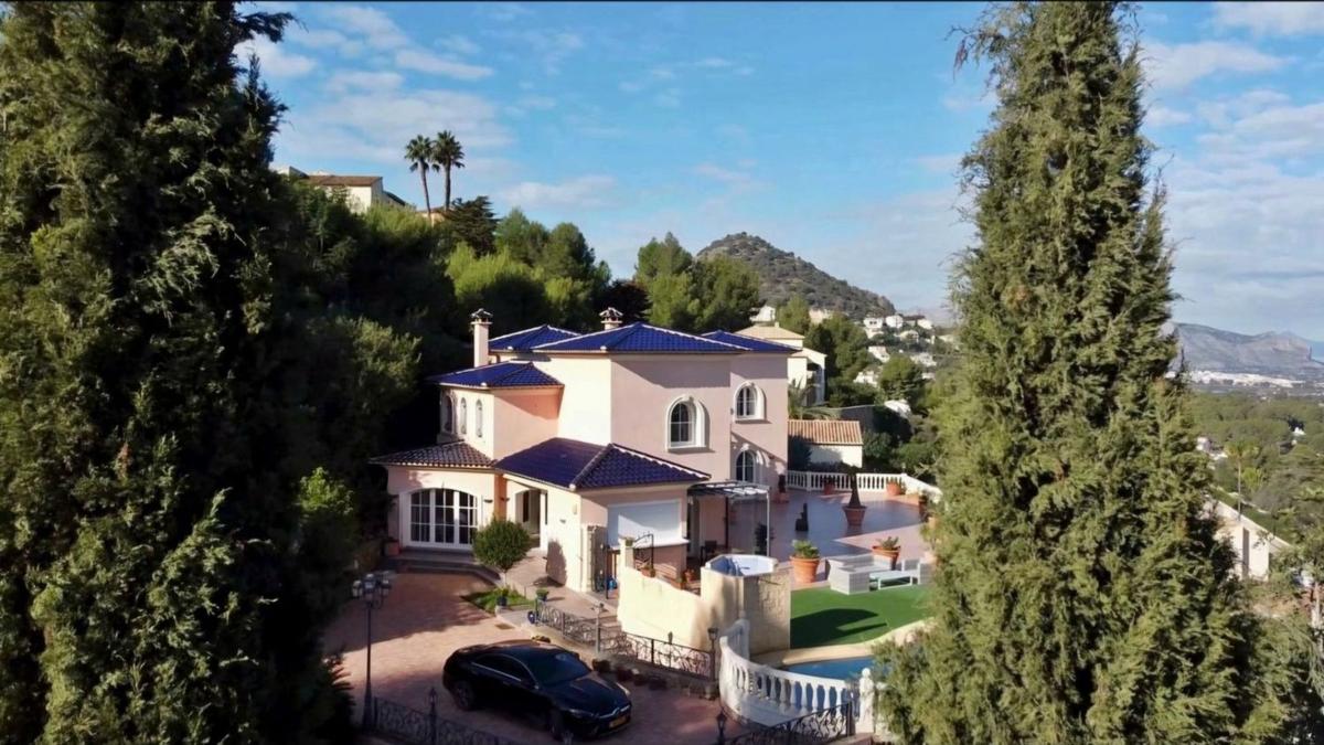 Propiedades en venta y alquiler en España photo 3