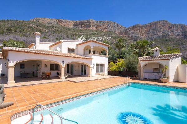 Casa o chalet independiente en Calle de Àries, Montgó - Ermita, Jávea/Xàbia photo 1