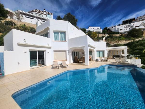 Casa o chalet independiente en Calle Cigüeña, Paichi, Moraira photo 1