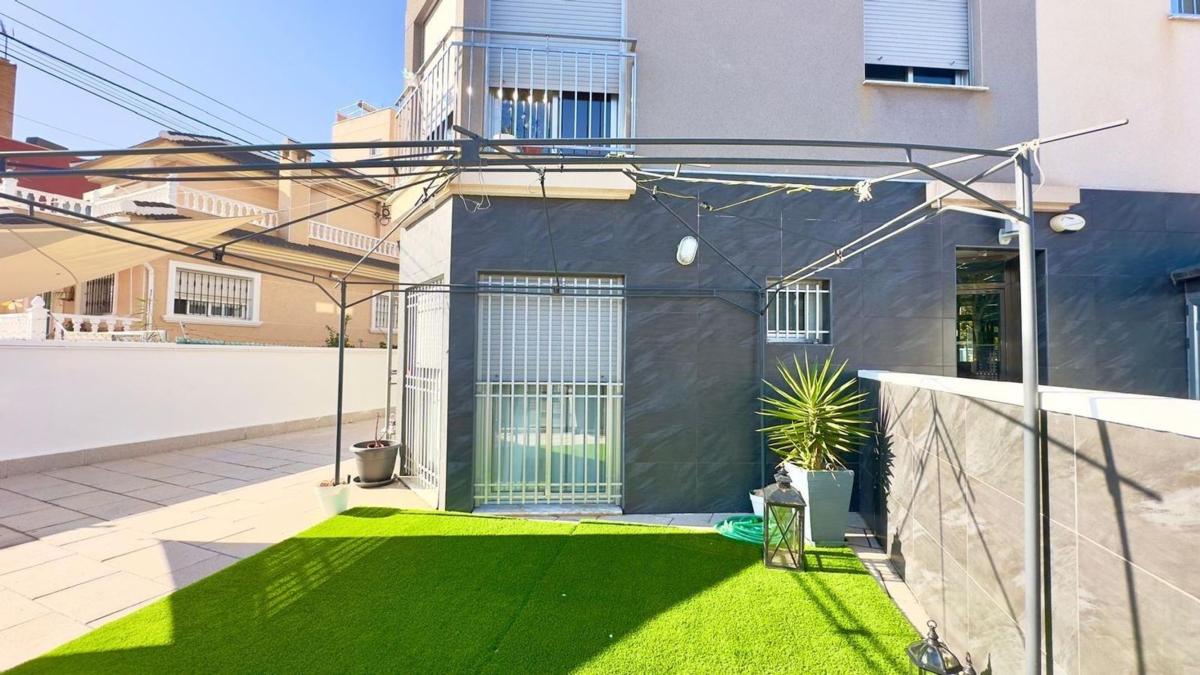 Продажа квартиры на Piso en Calle Matilde Peñaranda, Nueva Torrevieja, Torrevieja, Торревьеха
photo 4