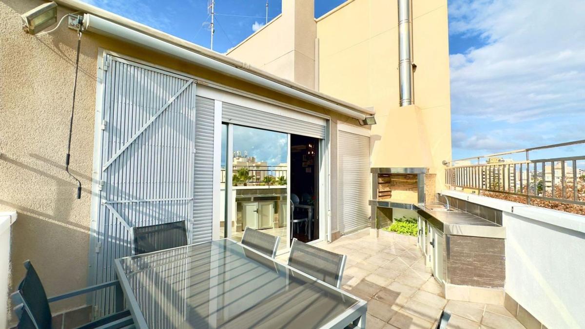 Продажа квартиры на Piso en Calle Matilde Peñaranda, Nueva Torrevieja, Torrevieja, Торревьеха
photo 5