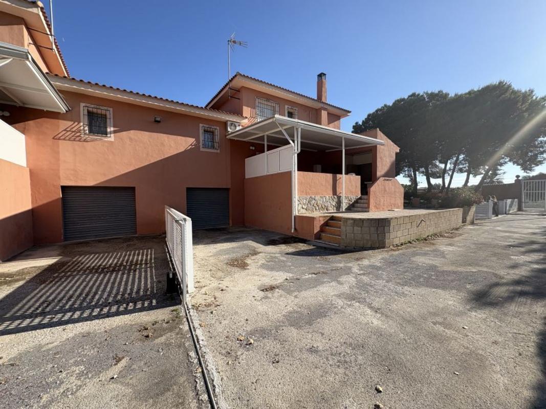 Продажа отдельного шале в  Casa o chalet en Centro, Mutxamel, Мутхамель photo 5