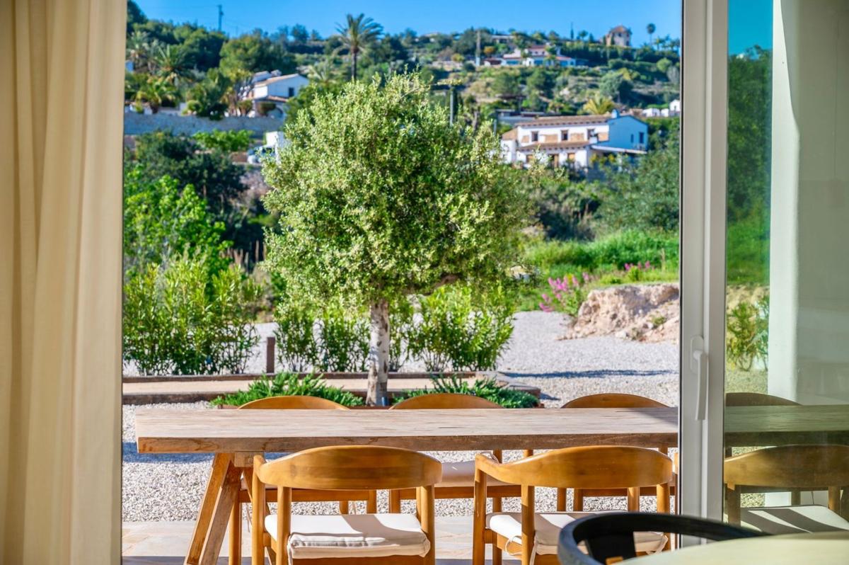 Properties for sale and rent in Spain photo 2
