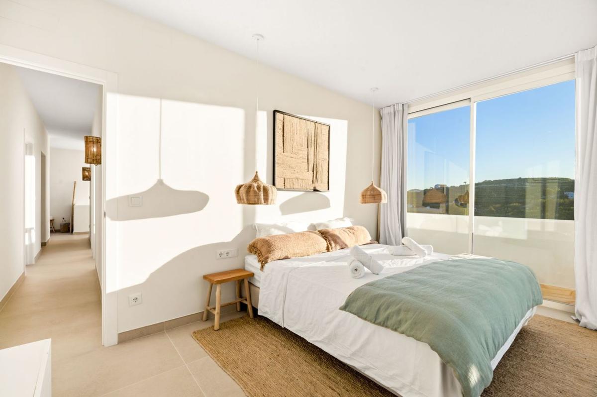 Properties for sale and rent in Spain photo 5
