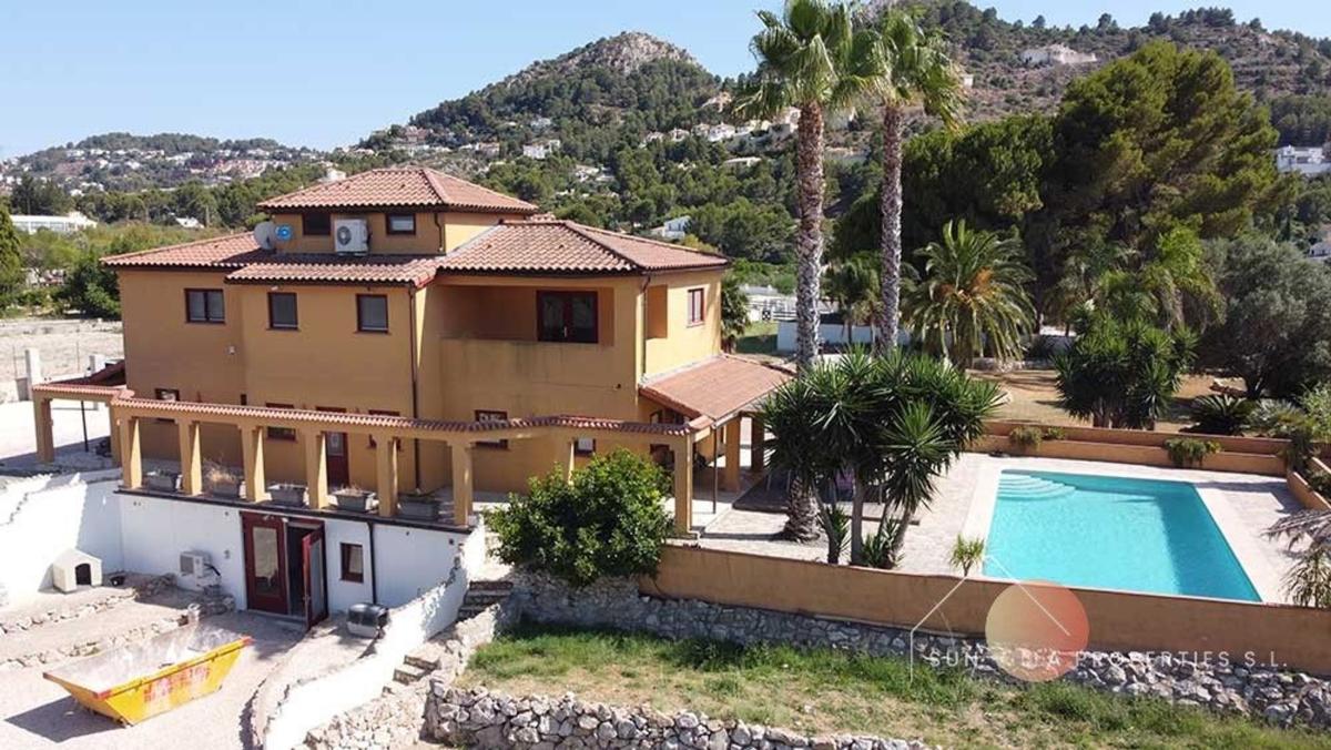 Properties for sale and rent in Spain photo 5