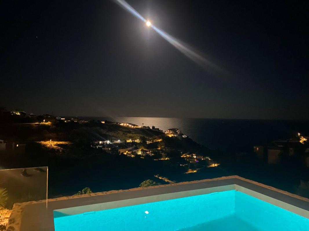 Properties for sale and rent in Spain photo 4