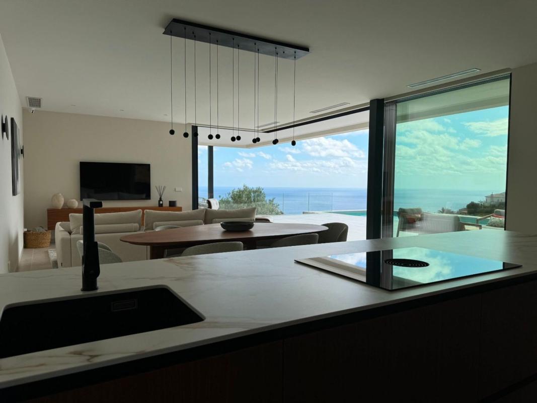 Properties for sale and rent in Spain photo 5